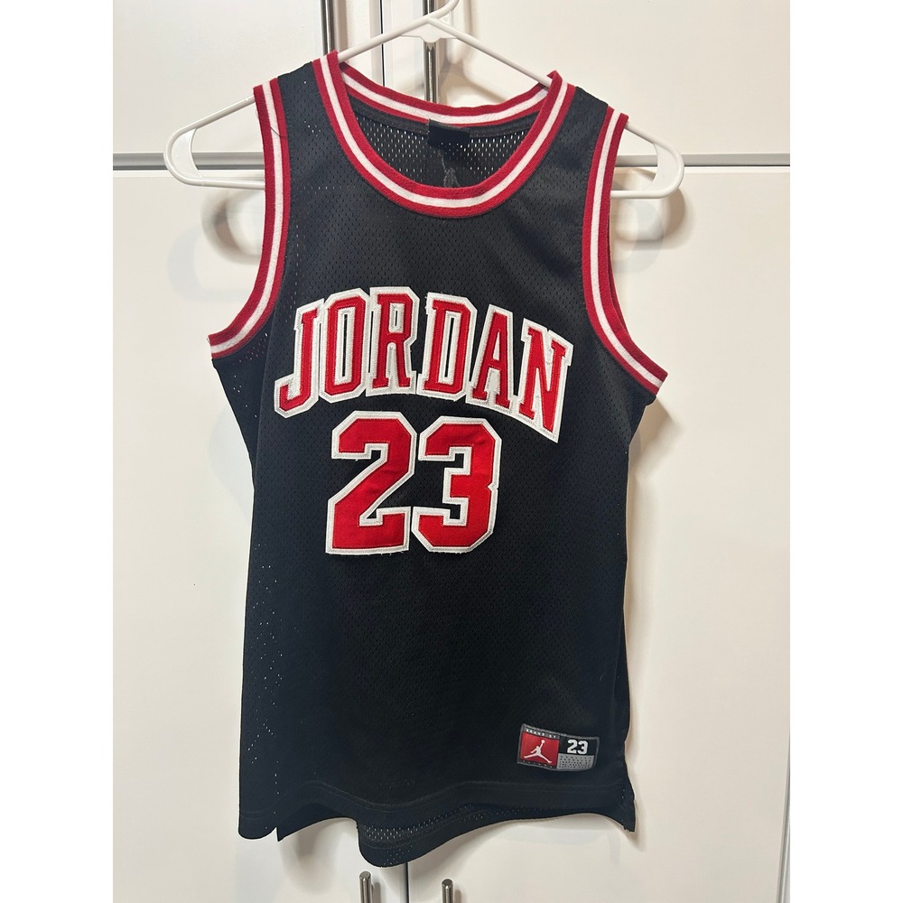 Jordan Brand Michael Jordan 23 Basketball Jersey Youth Large Black Red‎ Mesh